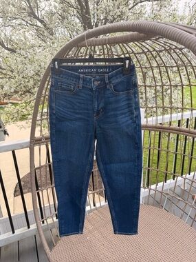 American eagle dark wash stretch mom jeans